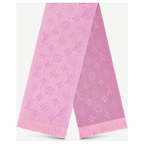 foulard louis vuitton rose|louis vuitton pre fall collection.